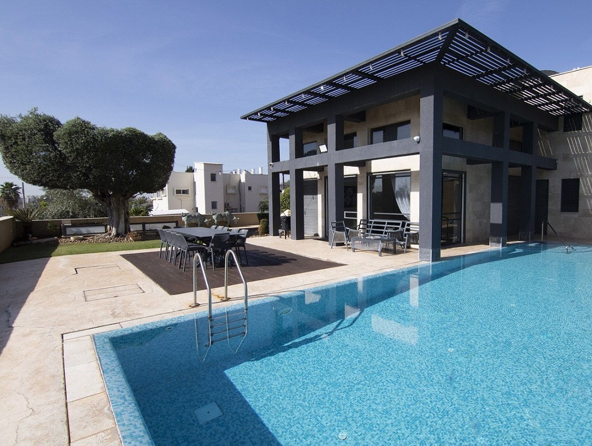 Villa à Rosh HaAyin